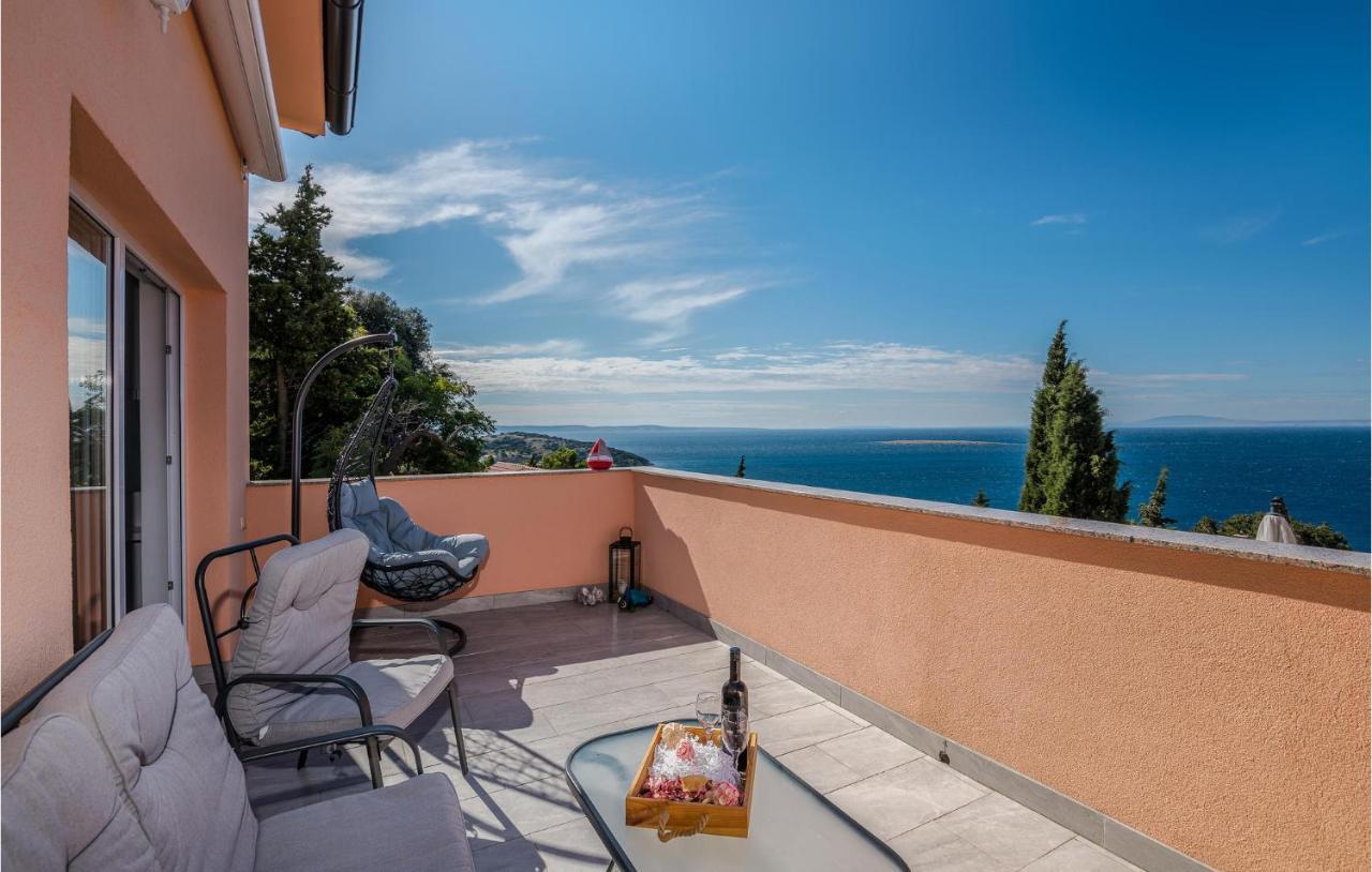 Nice Apartment In Stara Baska With Kitchen Dış mekan fotoğraf