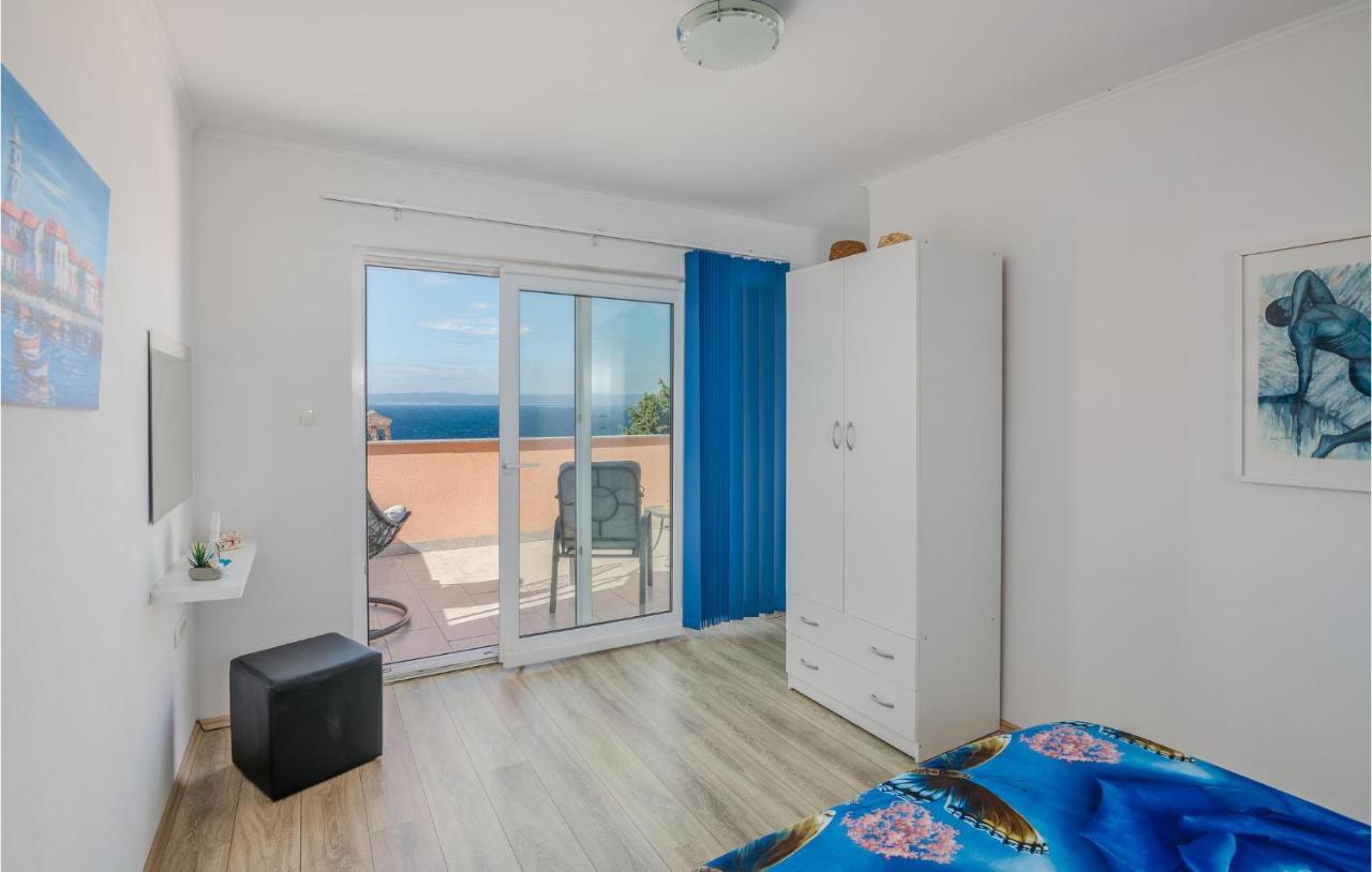 Nice Apartment In Stara Baska With Kitchen Dış mekan fotoğraf
