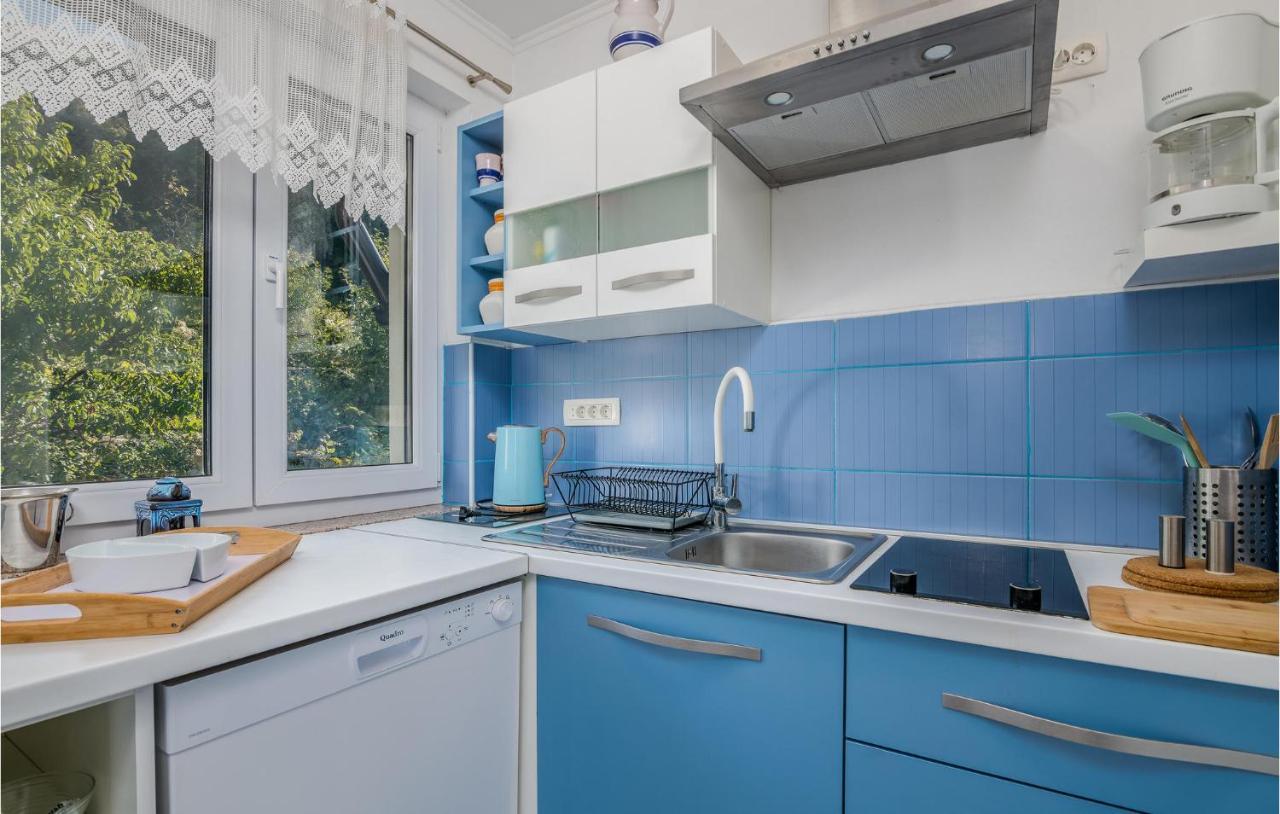 Nice Apartment In Stara Baska With Kitchen Dış mekan fotoğraf