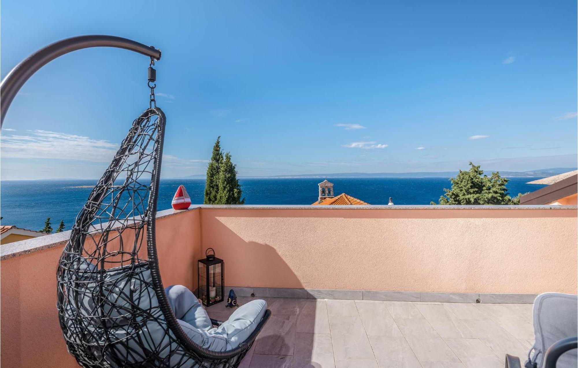 Nice Apartment In Stara Baska With Kitchen Dış mekan fotoğraf